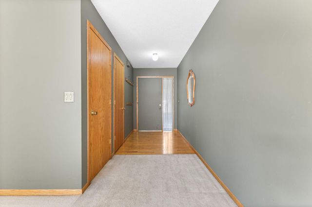 4212 Desoto Street, Vadnais Heights, MN 55127