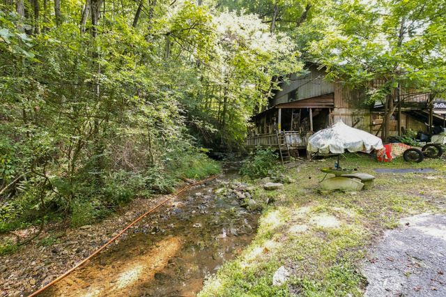 2024 Powdermill Hill Rd, Lawrenceburg, TN 38464