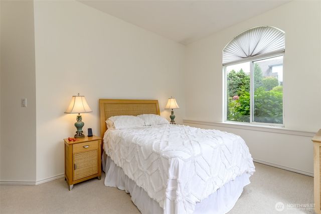 30015 1st Place S, Federal Way, WA 98003