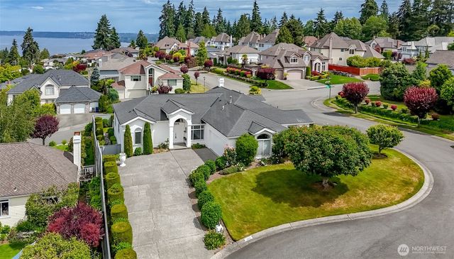 30015 1st Place S, Federal Way, WA 98003