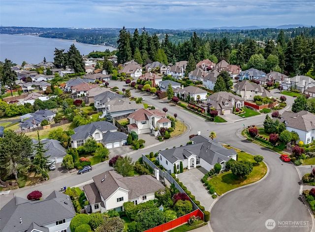 30015 1st Place S, Federal Way, WA 98003