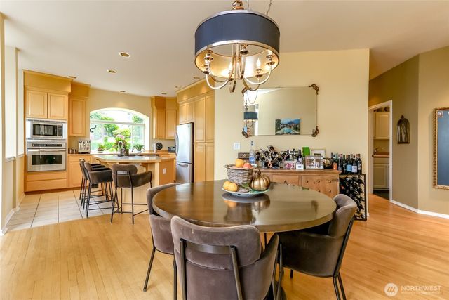 30015 1st Place S, Federal Way, WA 98003