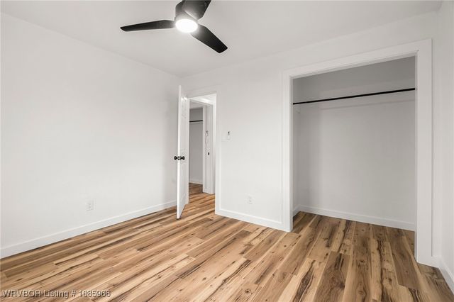 2137 N 62nd Terrace, Van Buren, AR 72956