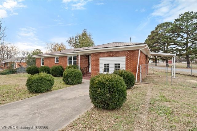 2137 N 62nd Terrace, Van Buren, AR 72956