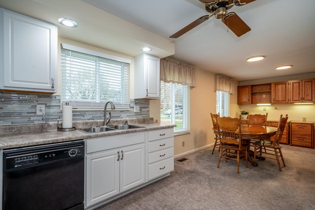 3136 Suburban Drive 3136 Suburban Drive, Beavercreek, OH 45432