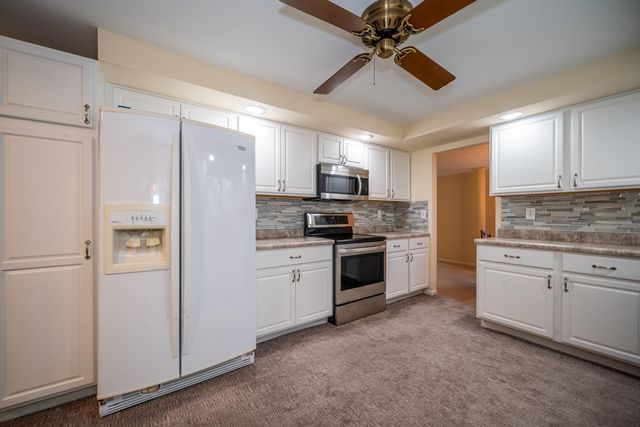 3136 Suburban Drive 3136 Suburban Drive, Beavercreek, OH 45432