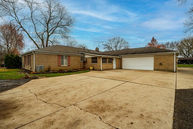 3136 Suburban Drive 3136 Suburban Drive, Beavercreek, OH 45432