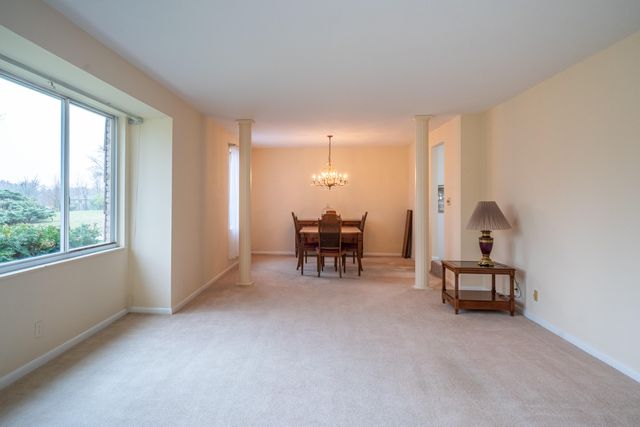 3136 Suburban Drive 3136 Suburban Drive, Beavercreek, OH 45432