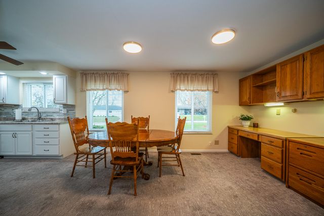 3136 Suburban Drive 3136 Suburban Drive, Beavercreek, OH 45432