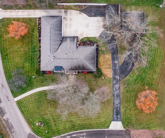 3136 Suburban Drive 3136 Suburban Drive, Beavercreek, OH 45432