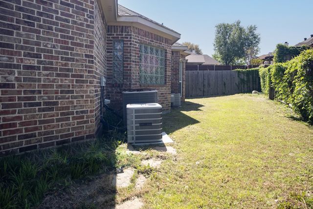 1720 Morrish Lane, Heath, TX 75032