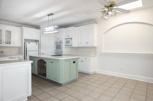 1720 Morrish Lane, Heath, TX 75032