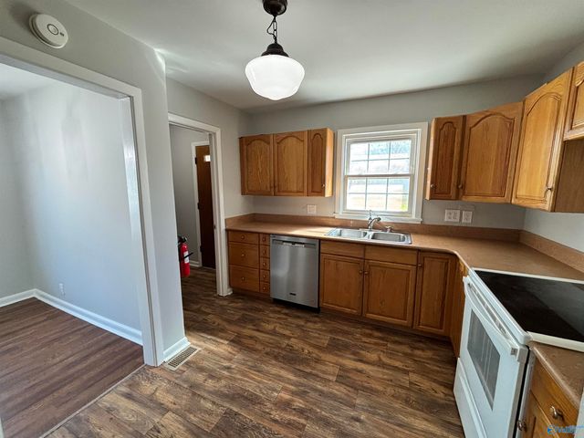 3109 Hillsboro Road SW, Huntsville, AL 35805