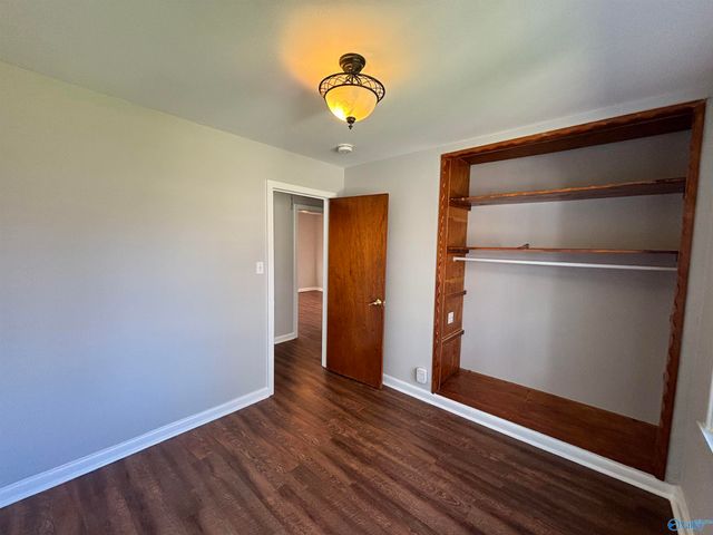 3109 Hillsboro Road SW, Huntsville, AL 35805