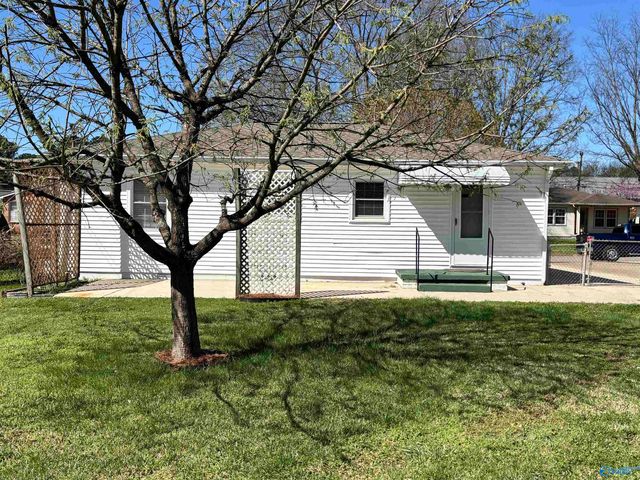 3109 Hillsboro Road SW, Huntsville, AL 35805