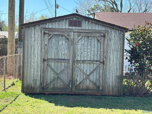 3109 Hillsboro Road SW, Huntsville, AL 35805