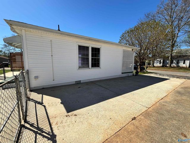 3109 Hillsboro Road SW, Huntsville, AL 35805