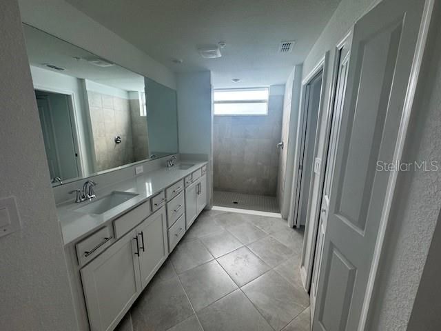 19015 SCALLOP LOOP 101, Lakewood Ranch, FL 34211