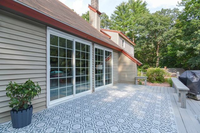 311 Rattlesnake Hill Road, Auburn, NH 03032