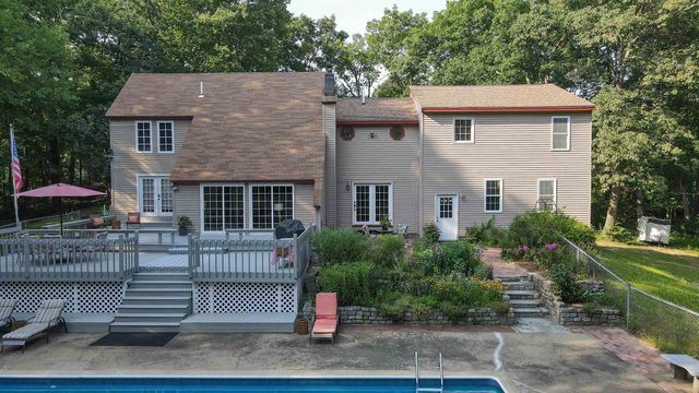 311 Rattlesnake Hill Road, Auburn, NH 03032