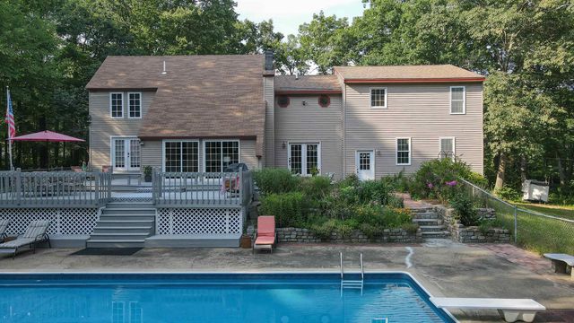 311 Rattlesnake Hill Road, Auburn, NH 03032