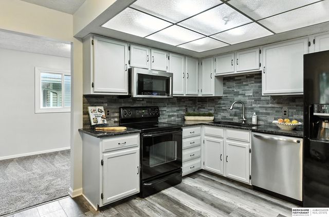 12830 Emiline Street, Omaha, NE 68138