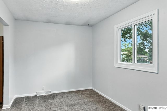 12830 Emiline Street, Omaha, NE 68138