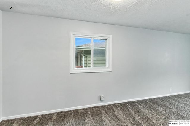 12830 Emiline Street, Omaha, NE 68138