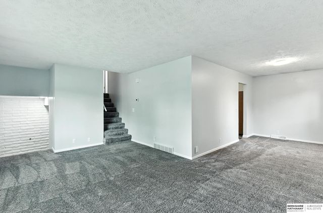 12830 Emiline Street, Omaha, NE 68138