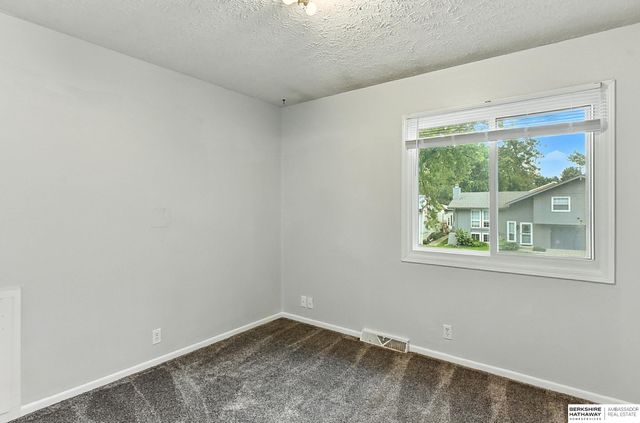 12830 Emiline Street, Omaha, NE 68138