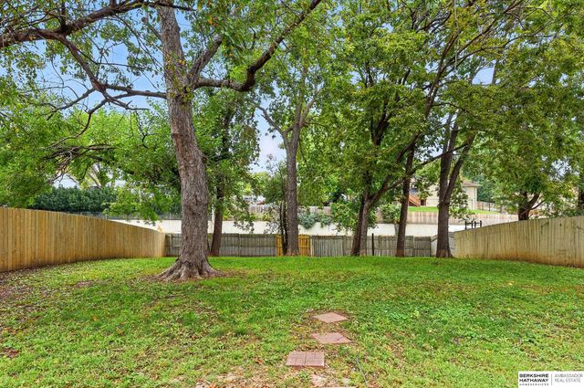 12830 Emiline Street, Omaha, NE 68138