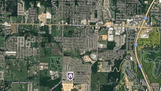 260 S Maroon Avenue, Fayetteville, AR 72704