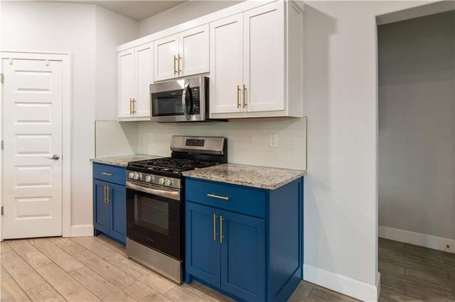 260 S Maroon Avenue, Fayetteville, AR 72704