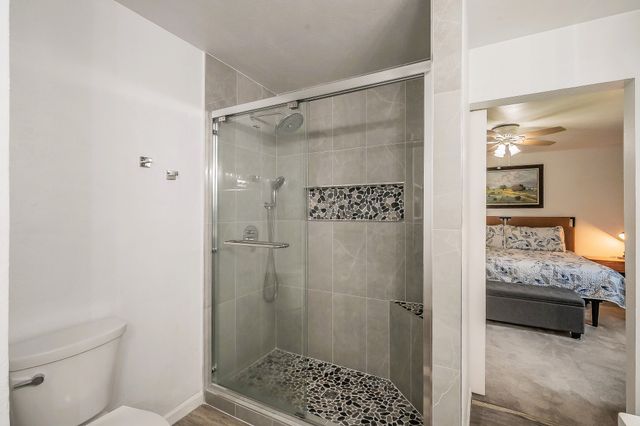 5004 Blackstone Drive, River Oaks, TX 76114