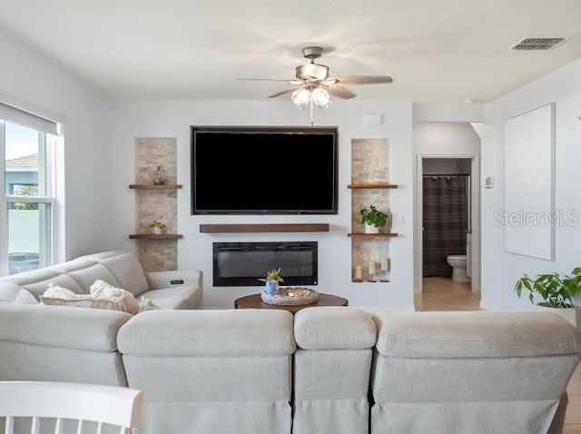 9500 BLACK WALNUT DRIVE, Clermont, FL 34715
