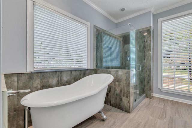 454 Stephen F Austin Drive, Conroe, TX 77302