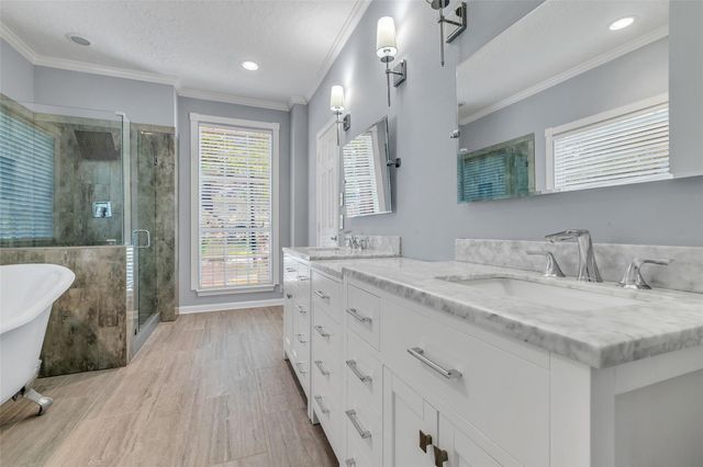 454 Stephen F Austin Drive, Conroe, TX 77302