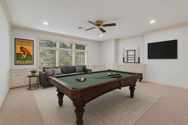 454 Stephen F Austin Drive, Conroe, TX 77302