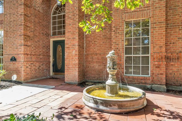 454 Stephen F Austin Drive, Conroe, TX 77302