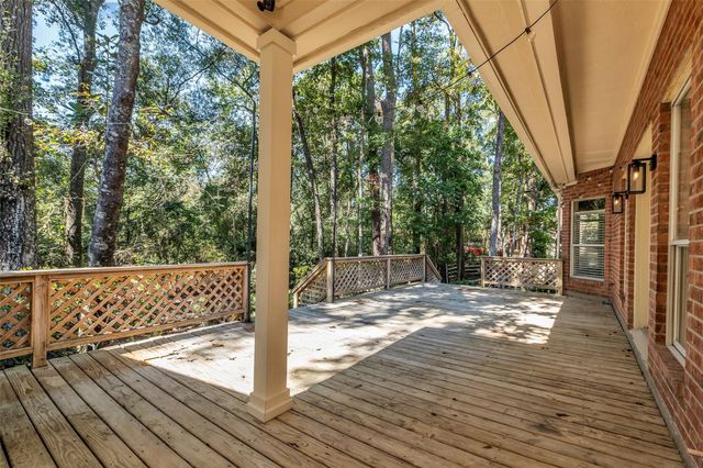 454 Stephen F Austin Drive, Conroe, TX 77302