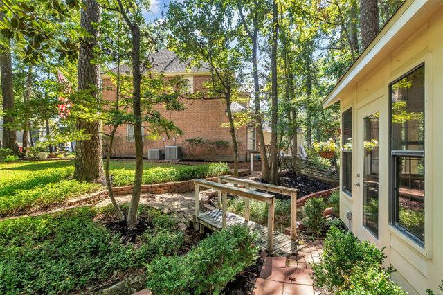 454 Stephen F Austin Drive, Conroe, TX 77302