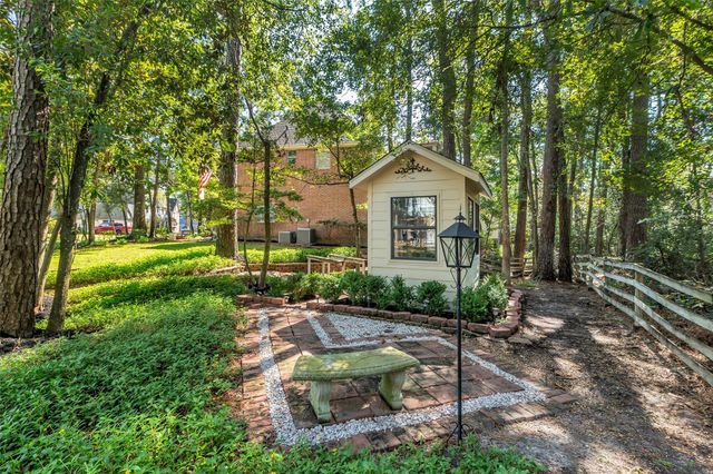 454 Stephen F Austin Drive, Conroe, TX 77302