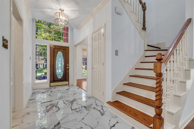 454 Stephen F Austin Drive, Conroe, TX 77302