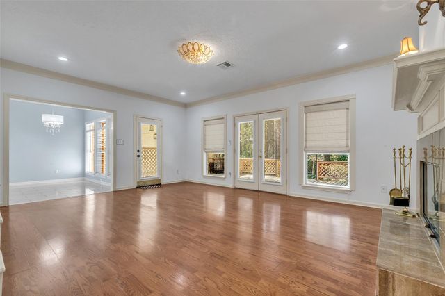 454 Stephen F Austin Drive, Conroe, TX 77302