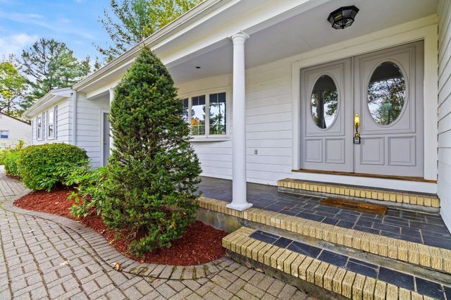 25 Forest Ridge Road, Weston, MA 02493