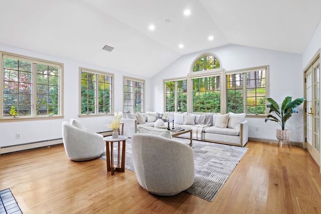 25 Forest Ridge Road, Weston, MA 02493