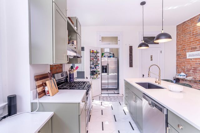 546 E 4th Street, Newport, KY 41071