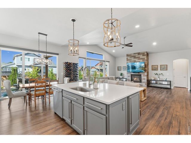 586 Greenspire Dr, Windsor, CO 80550