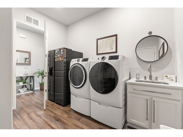586 Greenspire Dr, Windsor, CO 80550