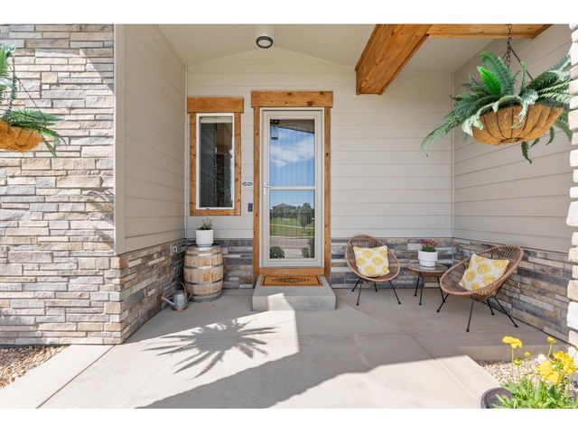 586 Greenspire Dr, Windsor, CO 80550
